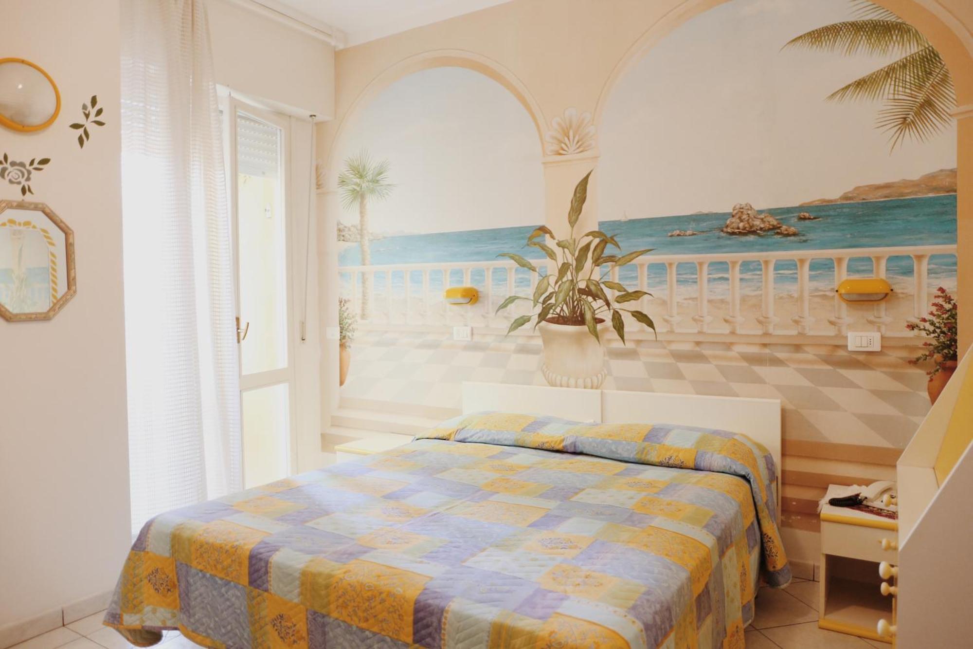 Hotel Marconi Cattolica Exterior photo